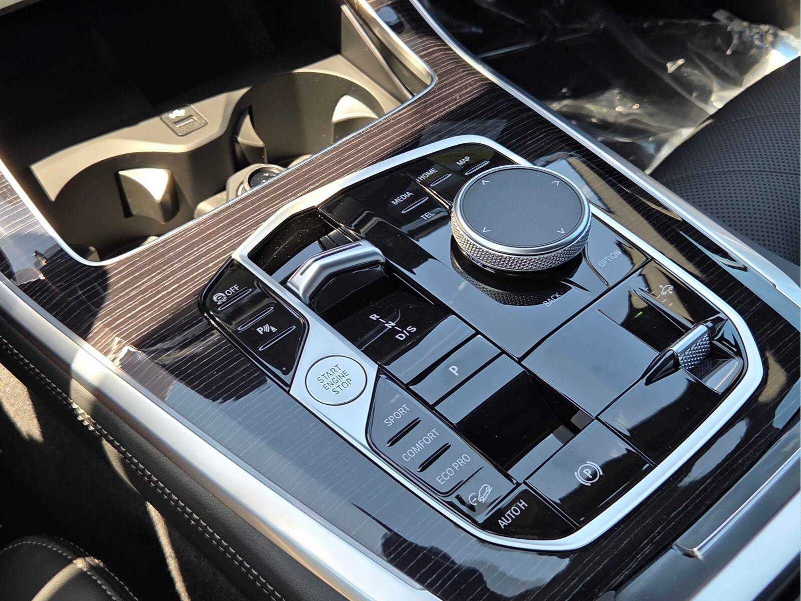 2026 BMW X5 xDrive40i xDrive40i