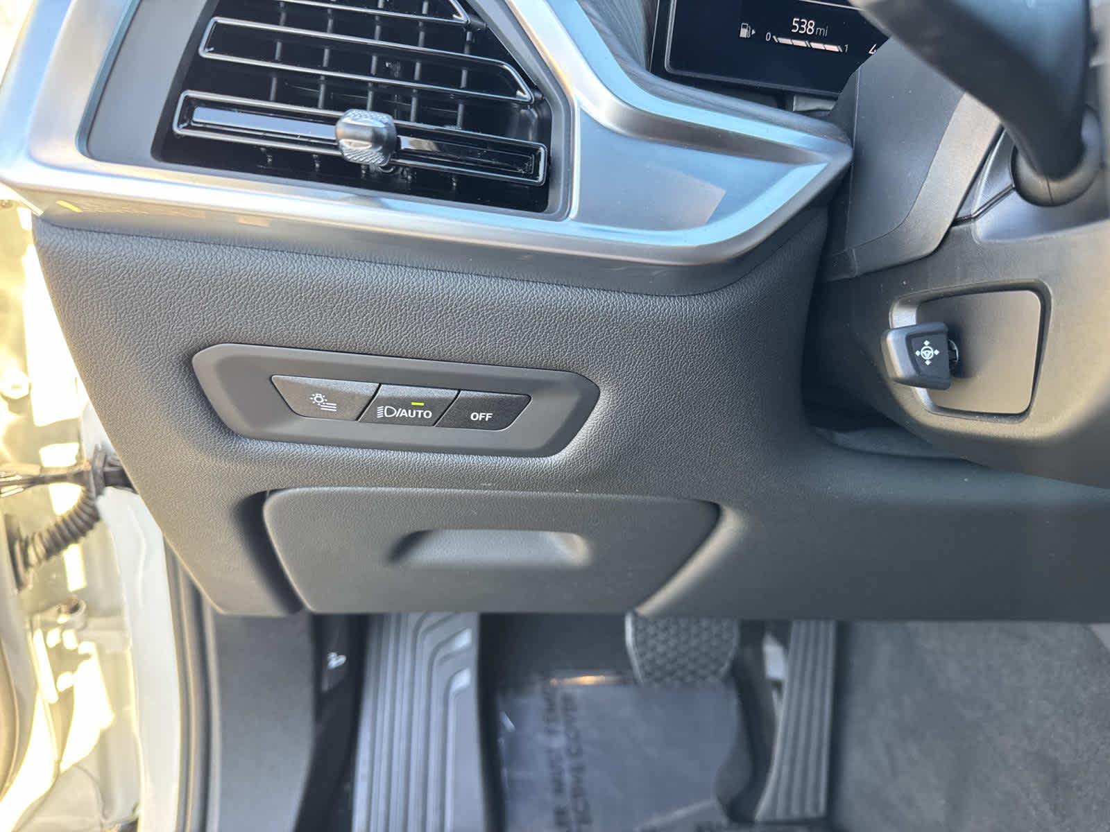 2026 BMW X5 xDrive40i xDrive40i