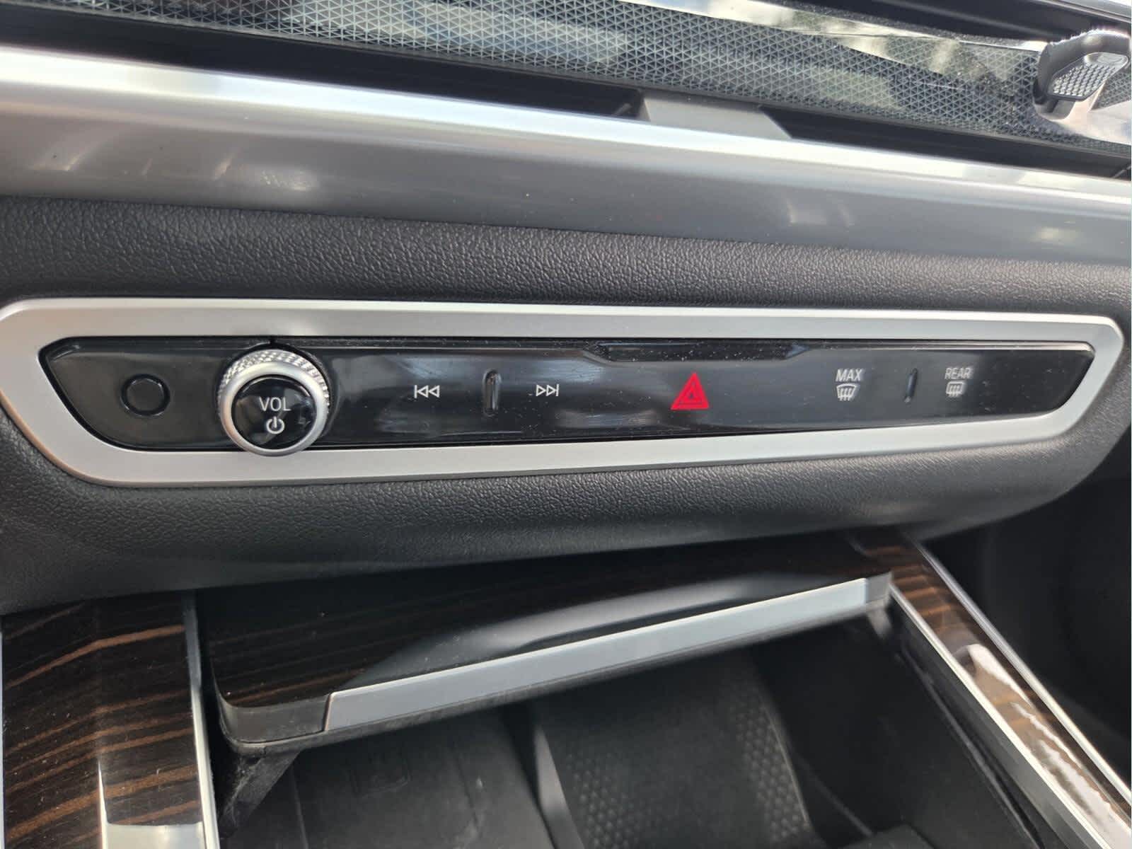 2024 BMW X5 xDrive40i xDrive40i
