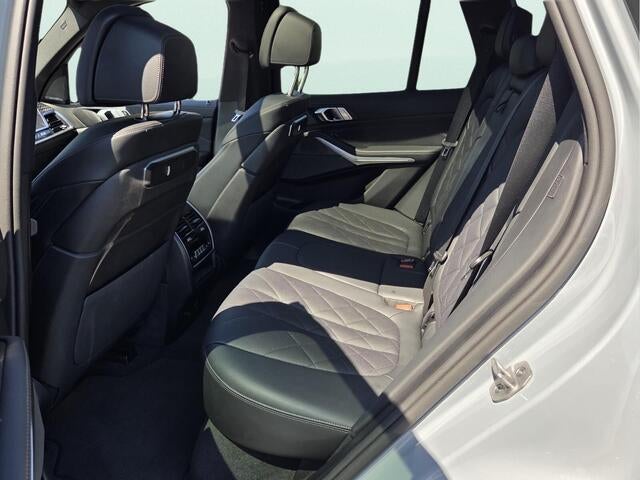 2025 BMW X5 xDrive40i xDrive40i