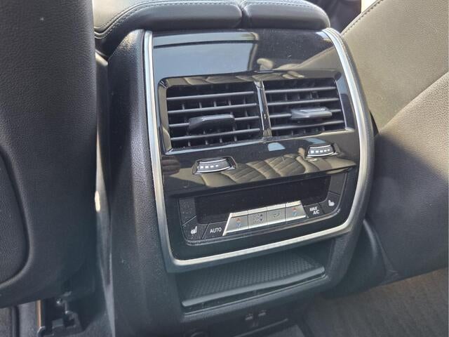 2025 BMW X5 xDrive40i xDrive40i