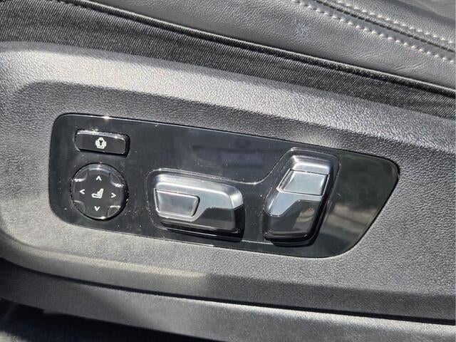 2025 BMW X5 xDrive40i xDrive40i