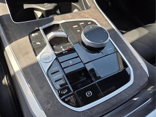 2025 BMW X5 xDrive40i xDrive40i