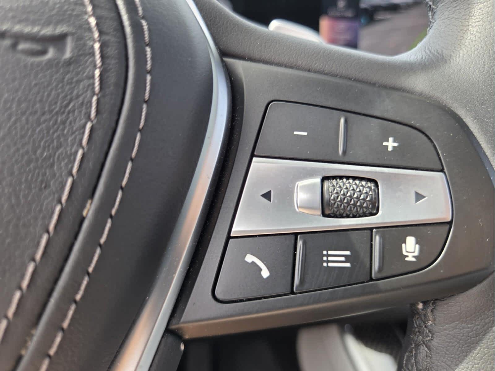 2025 BMW X5 xDrive40i xDrive40i