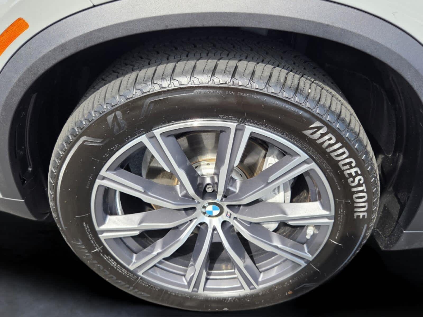 2025 BMW X5 xDrive40i xDrive40i