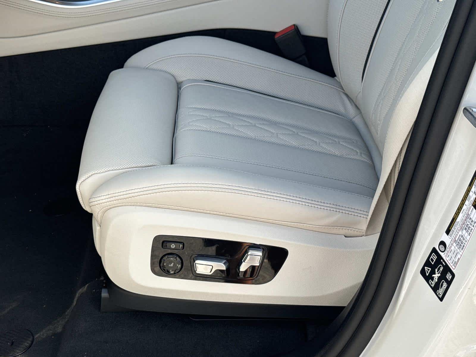 2026 BMW X5 xDrive40i xDrive40i