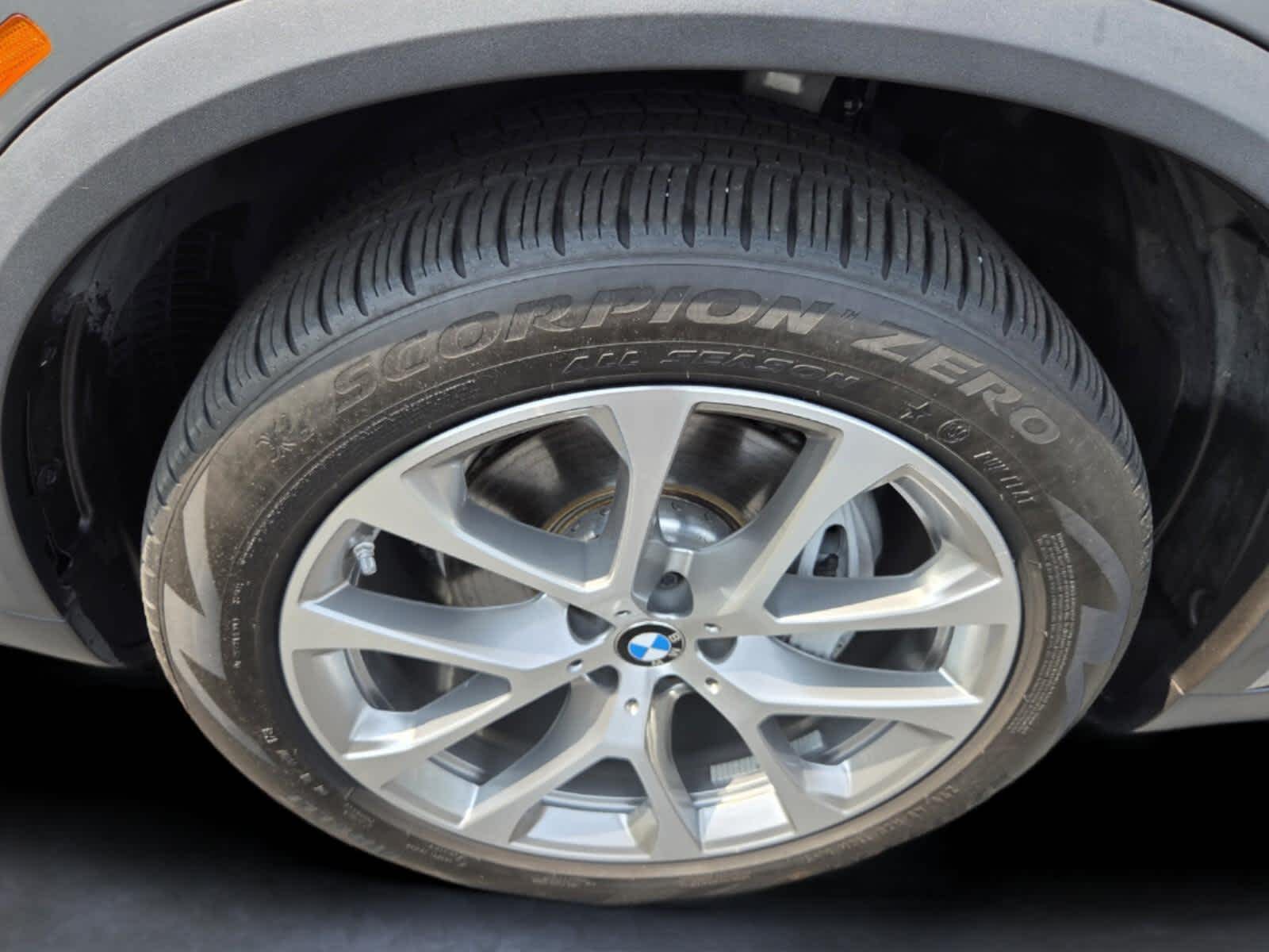 2024 BMW X5 xDrive40i xDrive40i