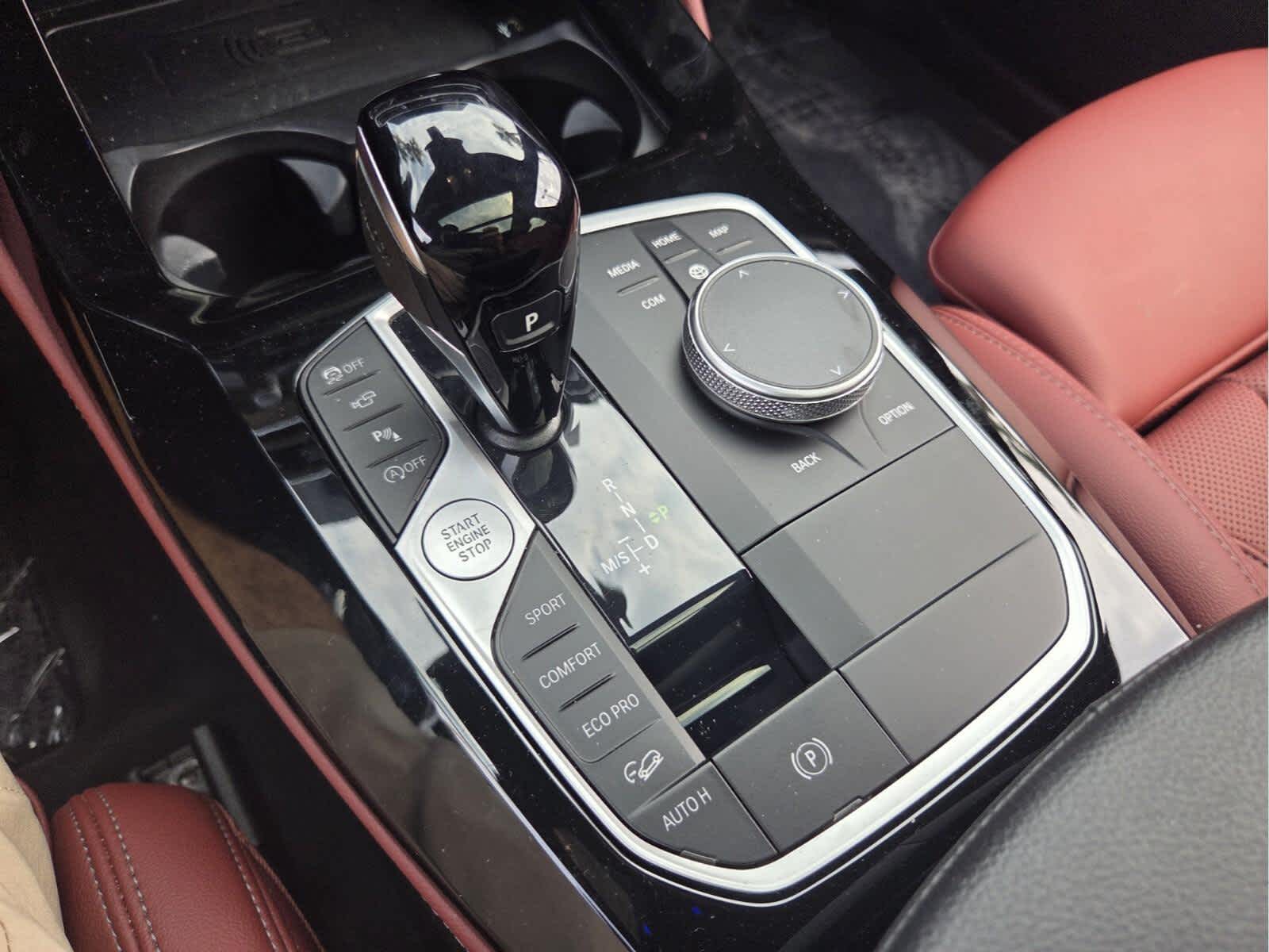2025 BMW X4 xDrive30i xDrive30i