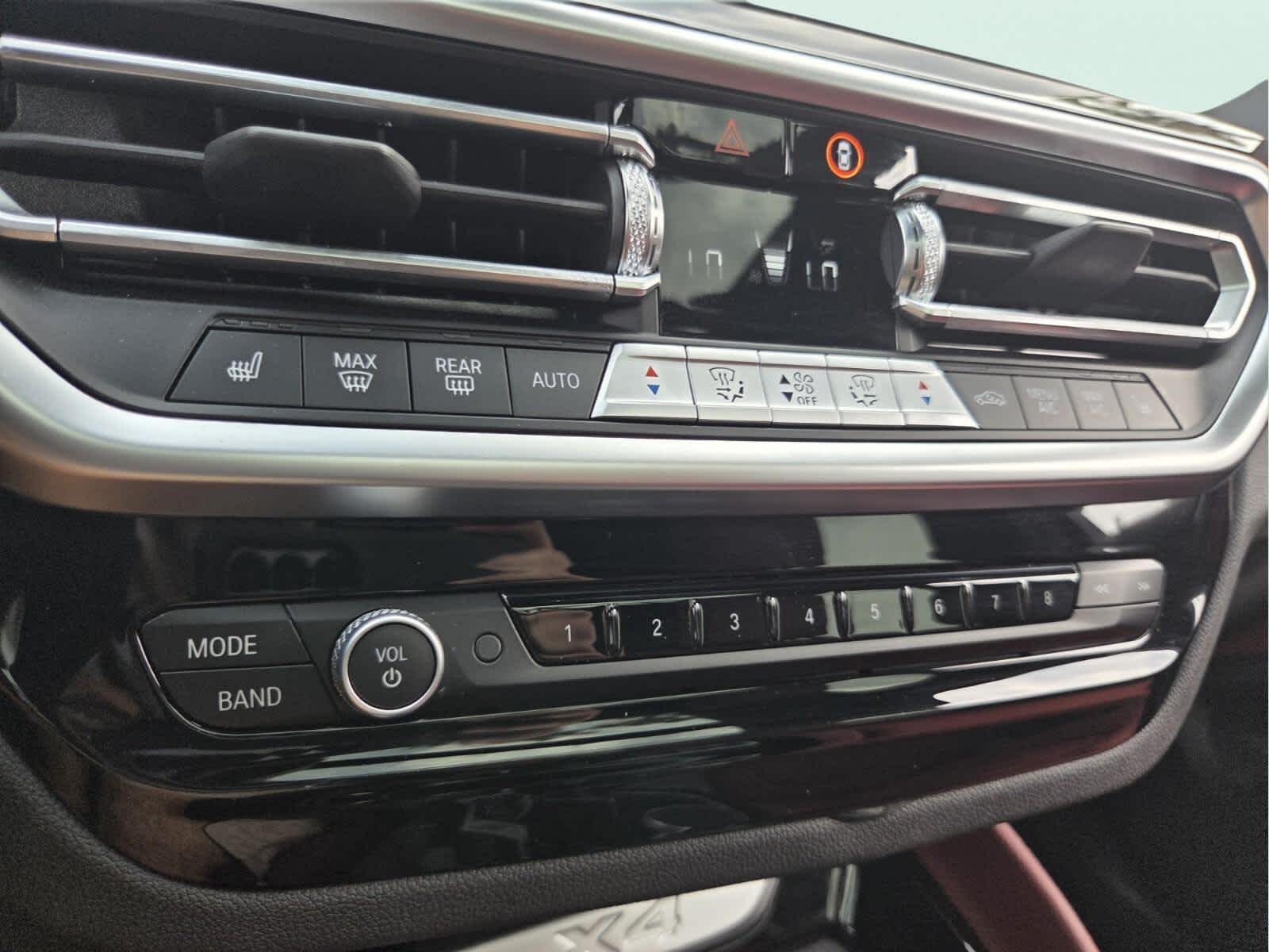 2025 BMW X4 xDrive30i xDrive30i