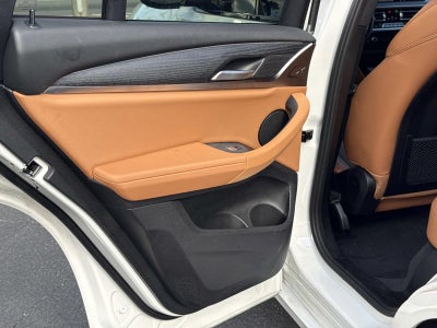 2023 BMW X4 xDrive30i