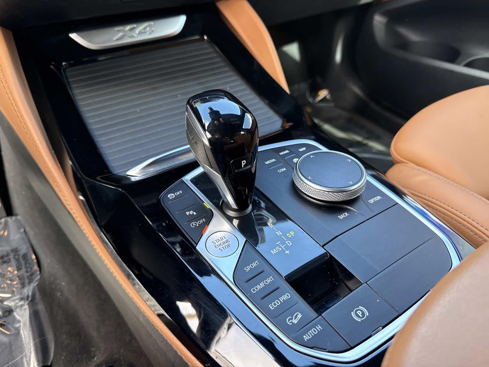 2023 BMW X4 xDrive30i