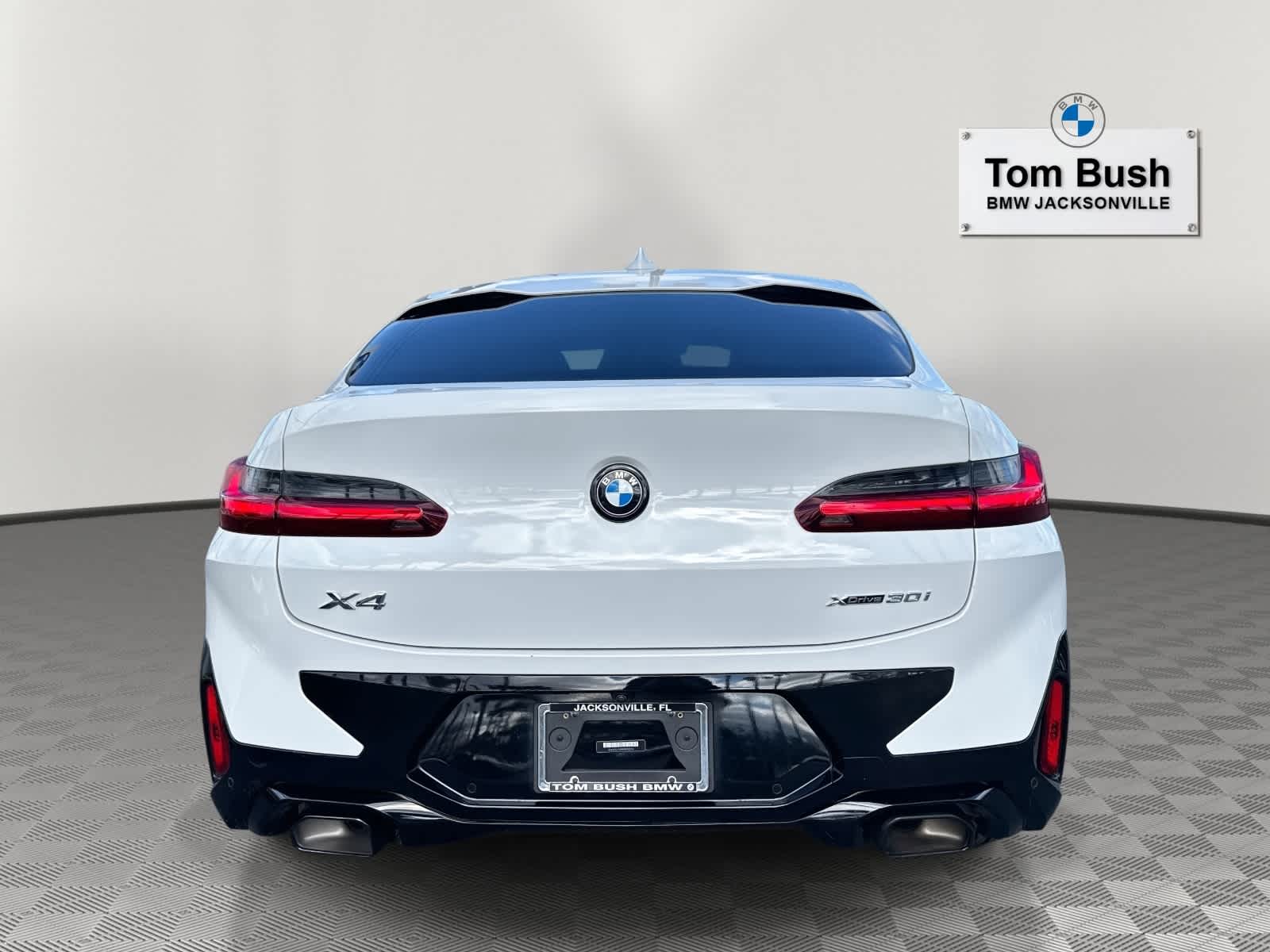 2023 BMW X4 xDrive30i