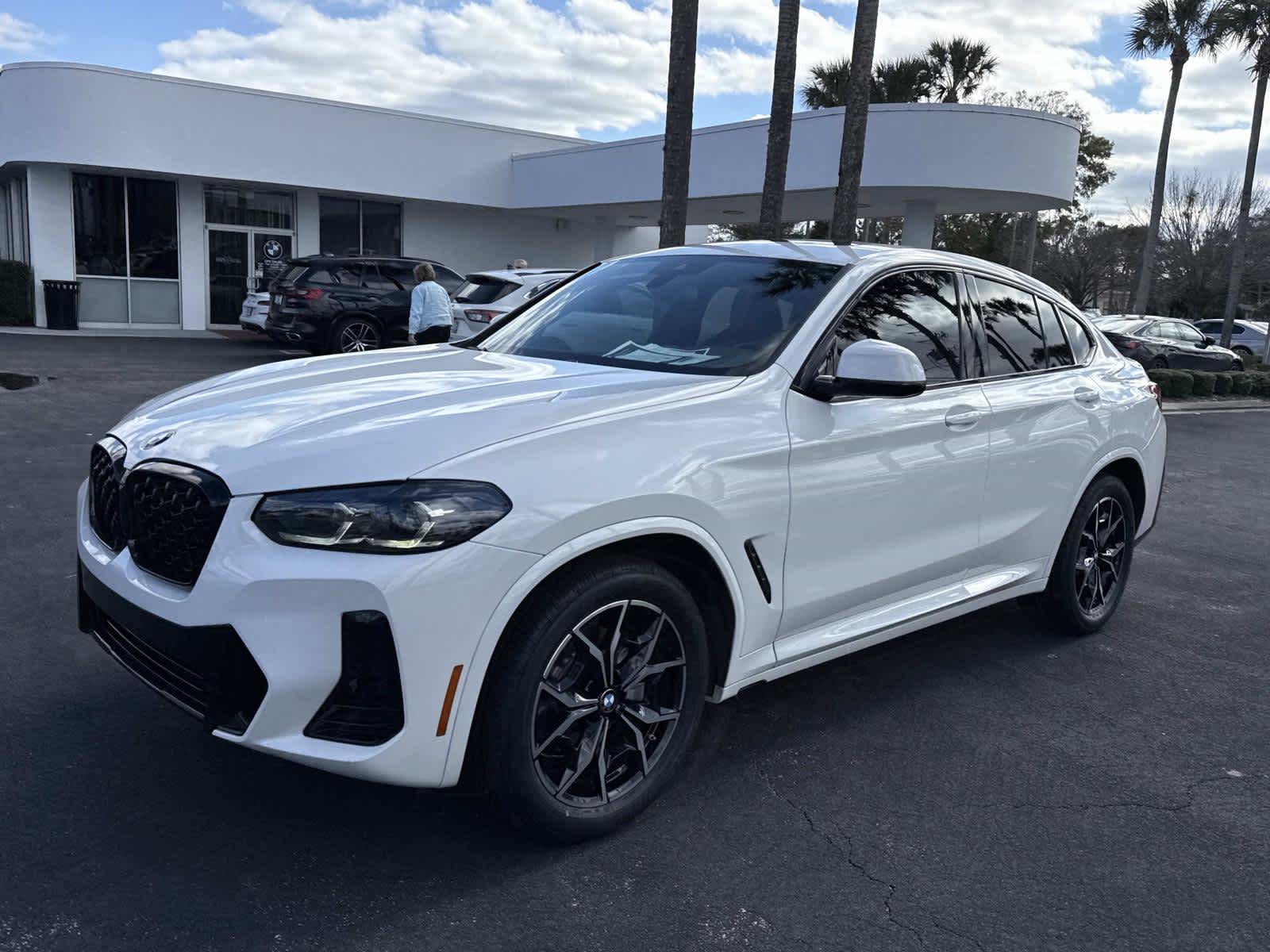 2023 BMW X4 xDrive30i