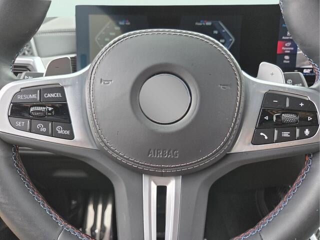 2025 BMW X7 M60i M60i