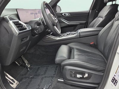 2025 BMW X7 M60i M60i