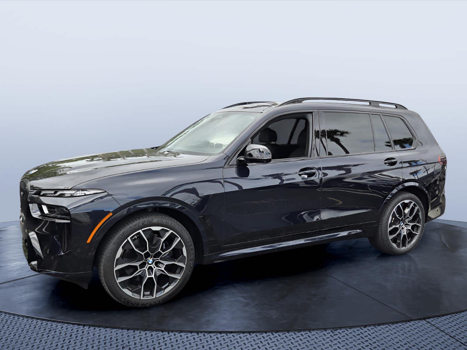 2025 BMW X7 M60i M60i