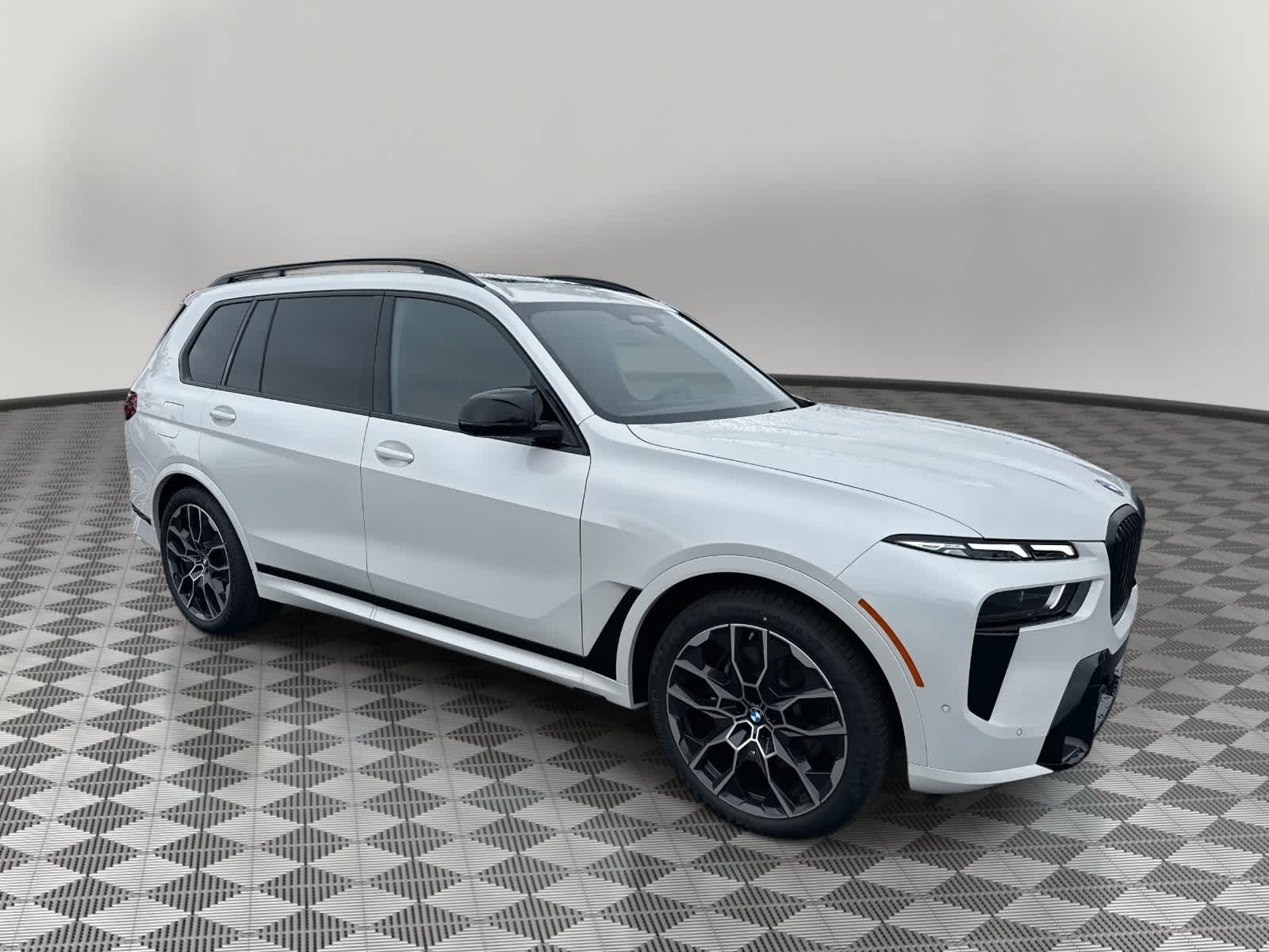 2026 BMW X7 M60i