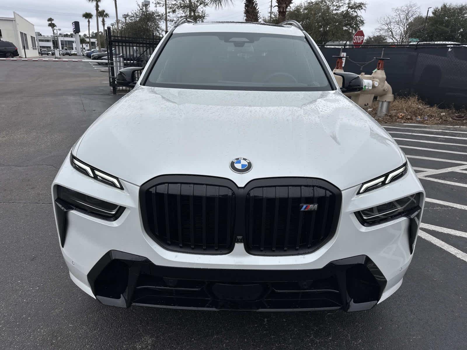 2026 BMW X7 M60i