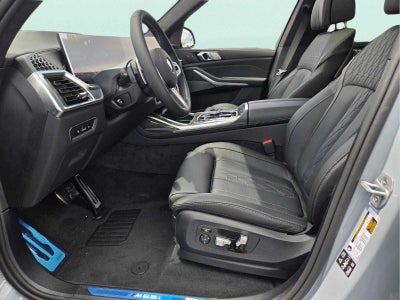 2027 BMW X7 M60i M60i