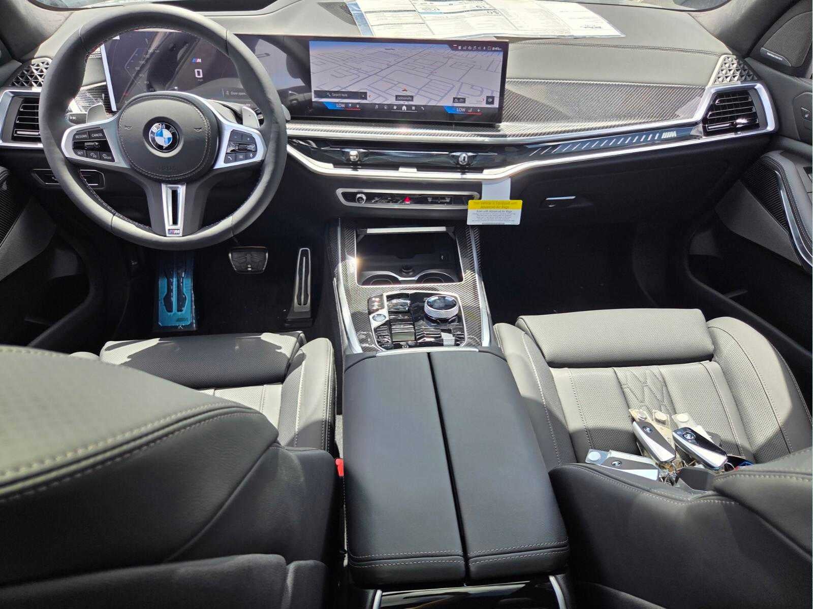 2027 BMW X7 M60i M60i