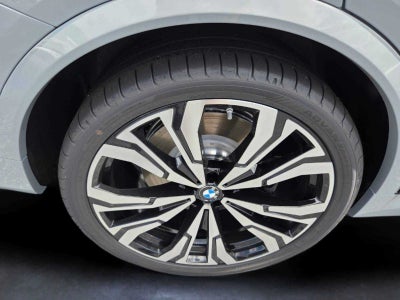 2027 BMW X7 M60i M60i