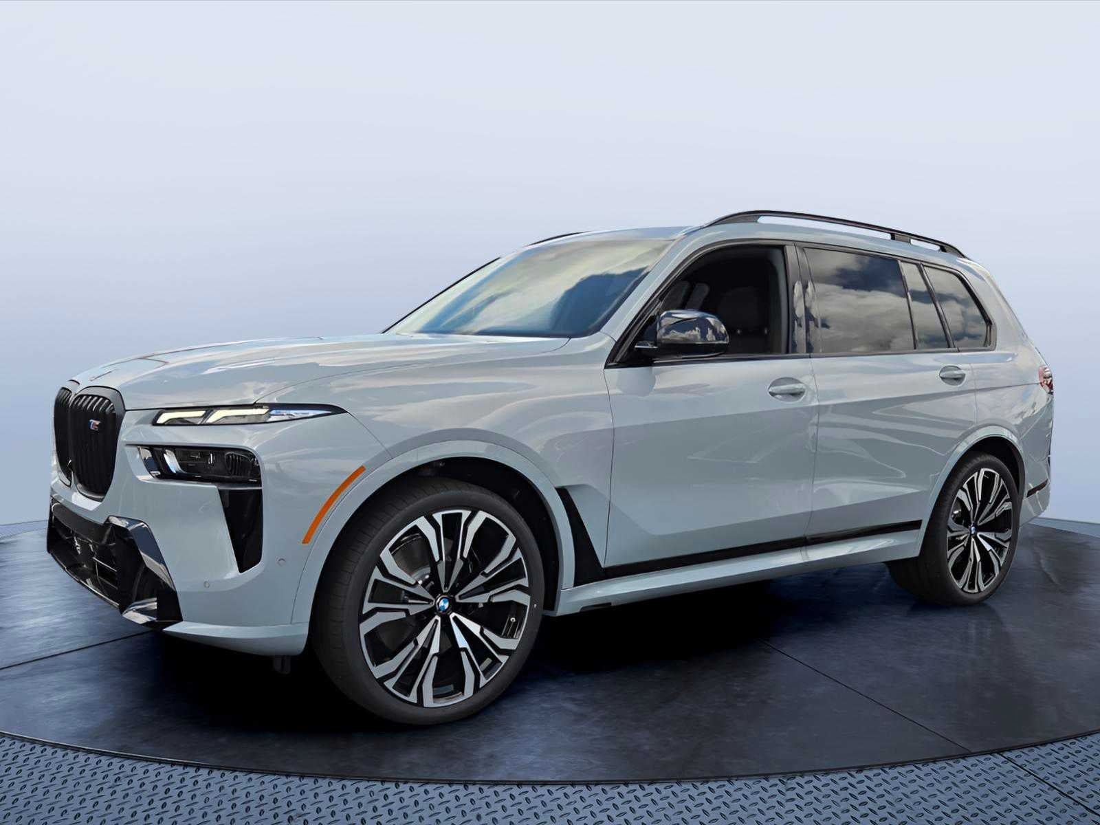 2027 BMW X7 M60i M60i