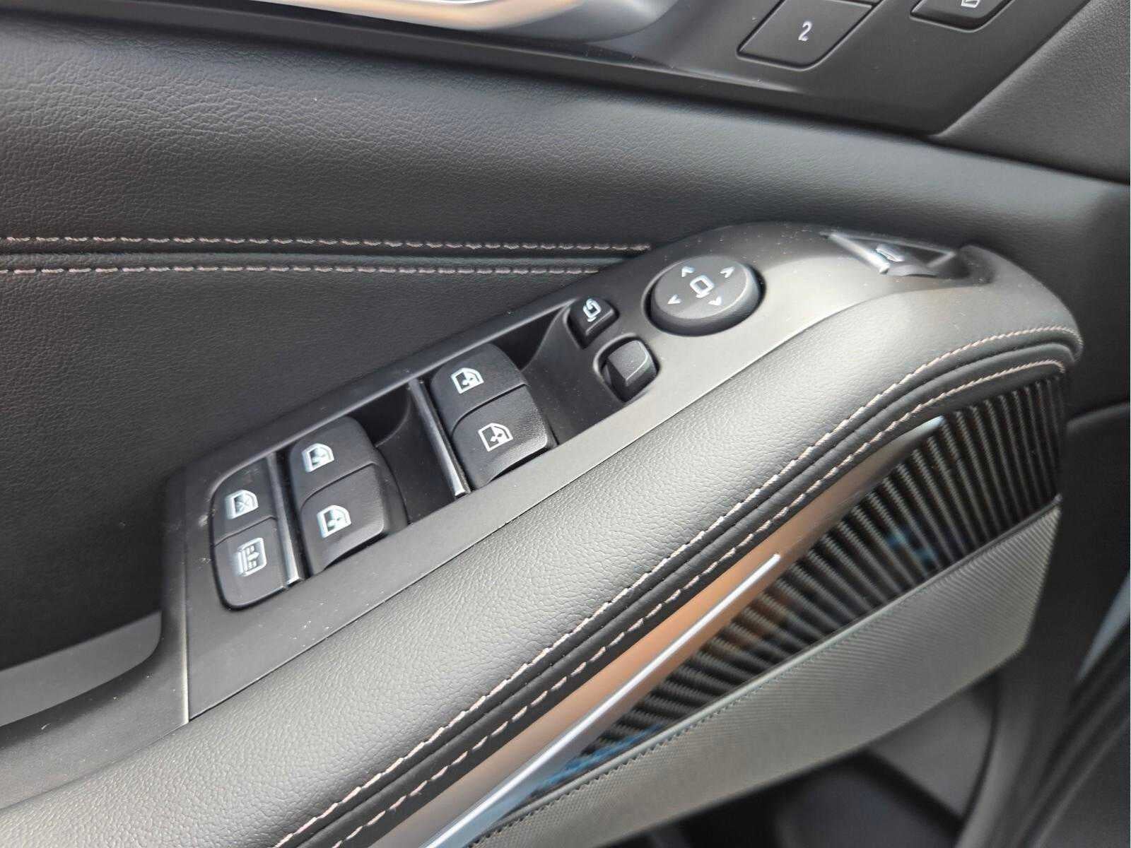 2027 BMW X7 M60i M60i