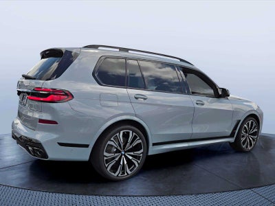 2027 BMW X7 M60i M60i