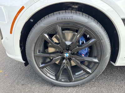 2026 BMW X7 M60i