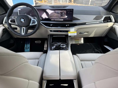 2026 BMW X7 M60i