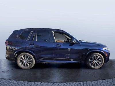 2025 BMW X5 M60i M60i
