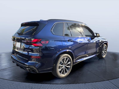 2025 BMW X5 M60i M60i
