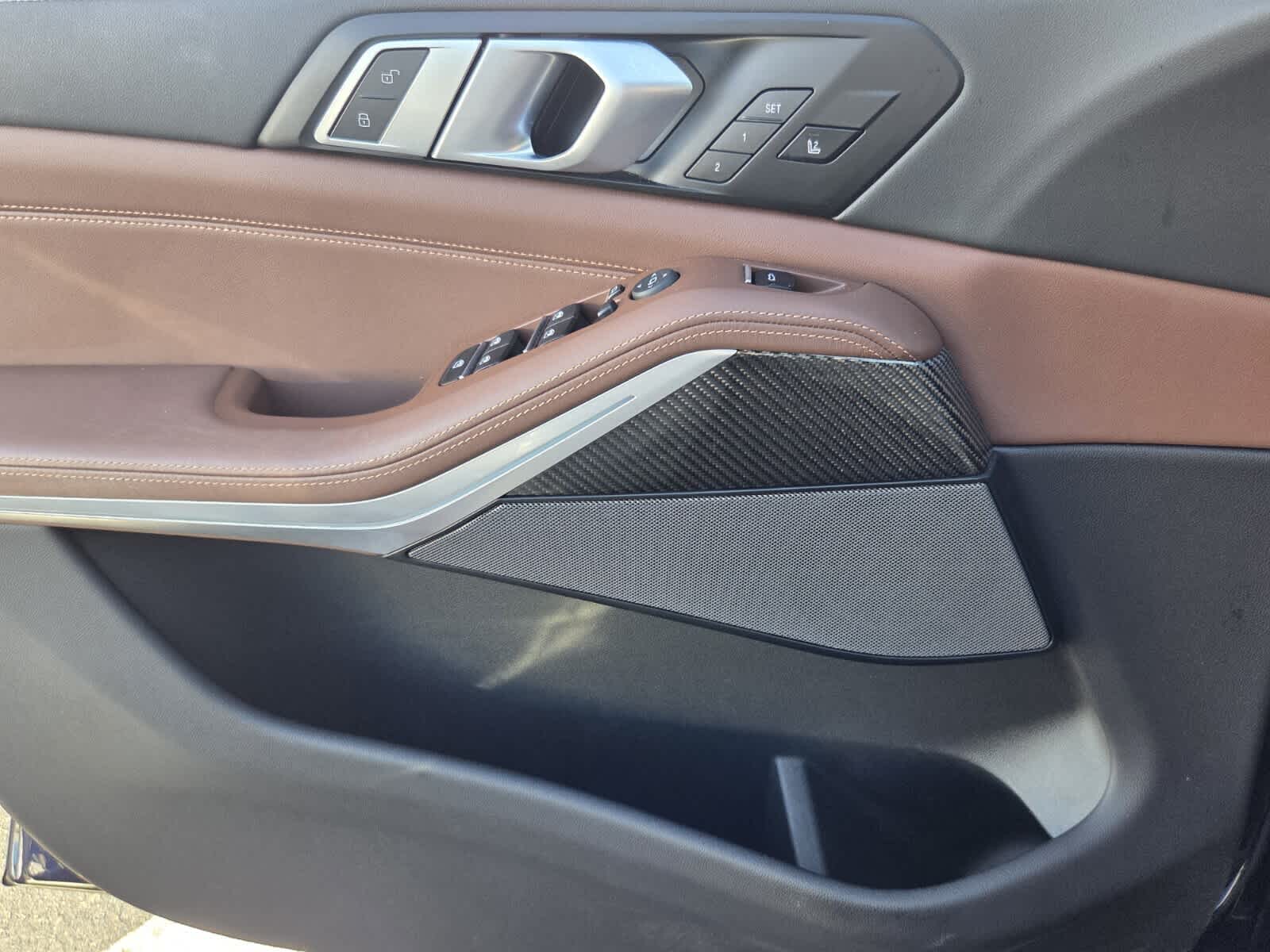 2025 BMW X5 M60i M60i