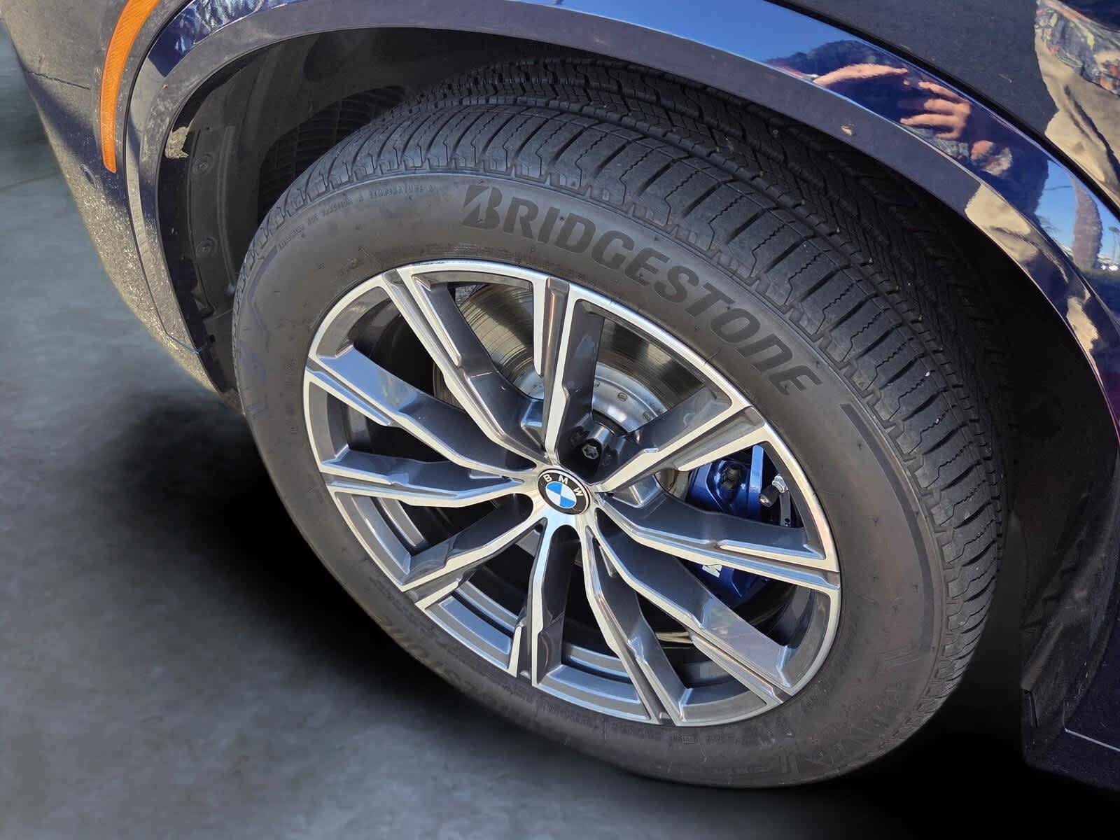 2025 BMW X5 M60i M60i