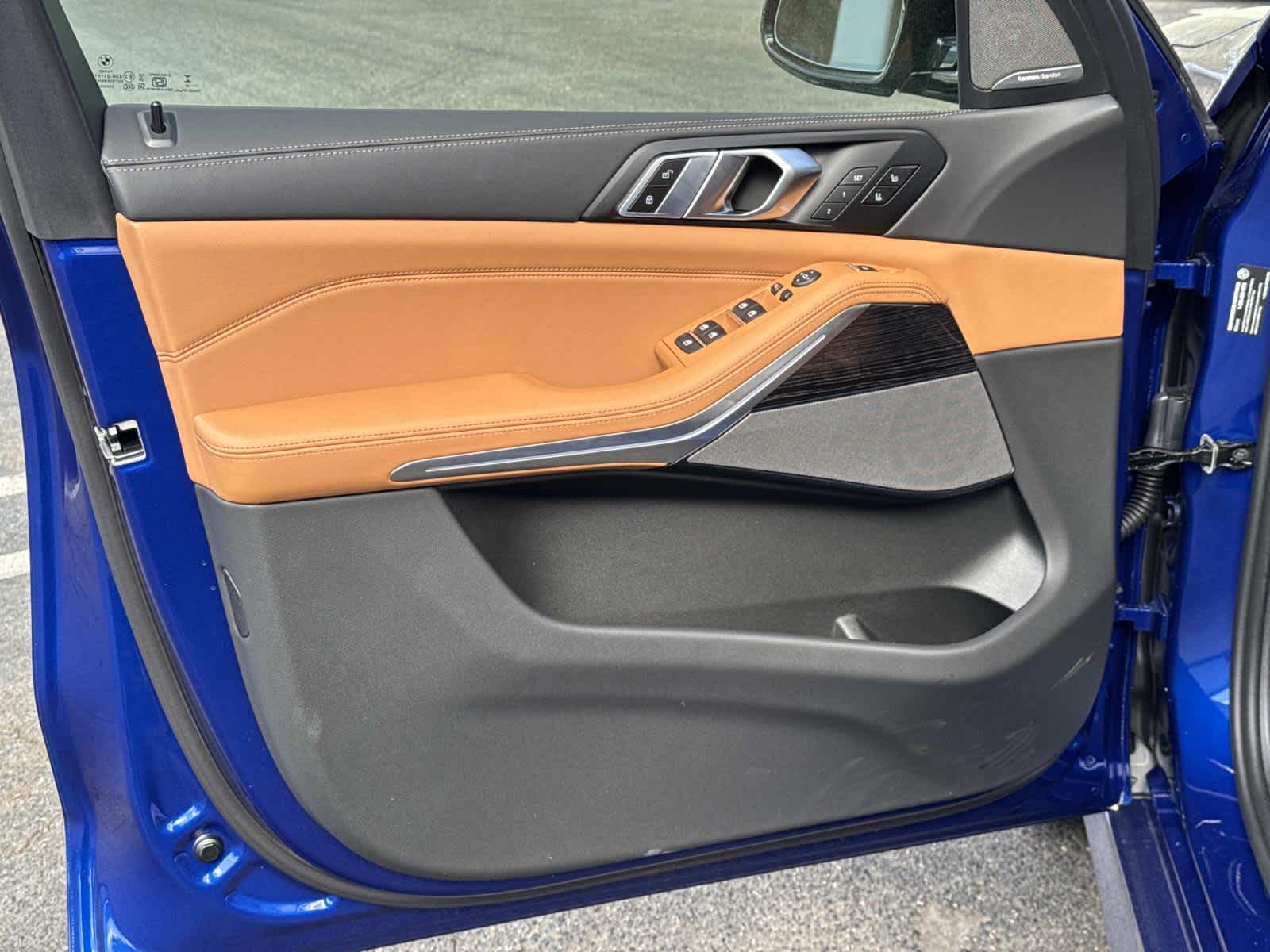 2026 BMW X5 M60i M60i