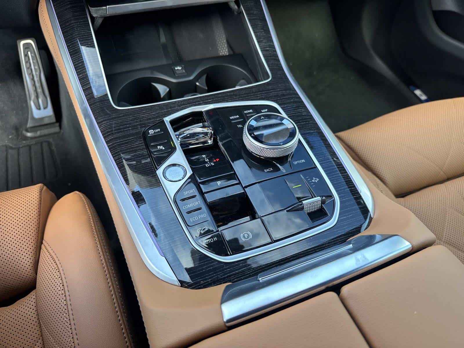 2026 BMW X5 M60i M60i