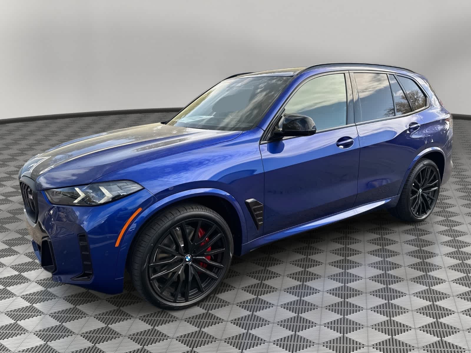 2026 BMW X5 M60i M60i