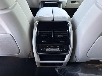 2026 BMW X5 M60i M60i