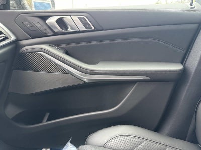 2026 BMW X5 M60i M60i