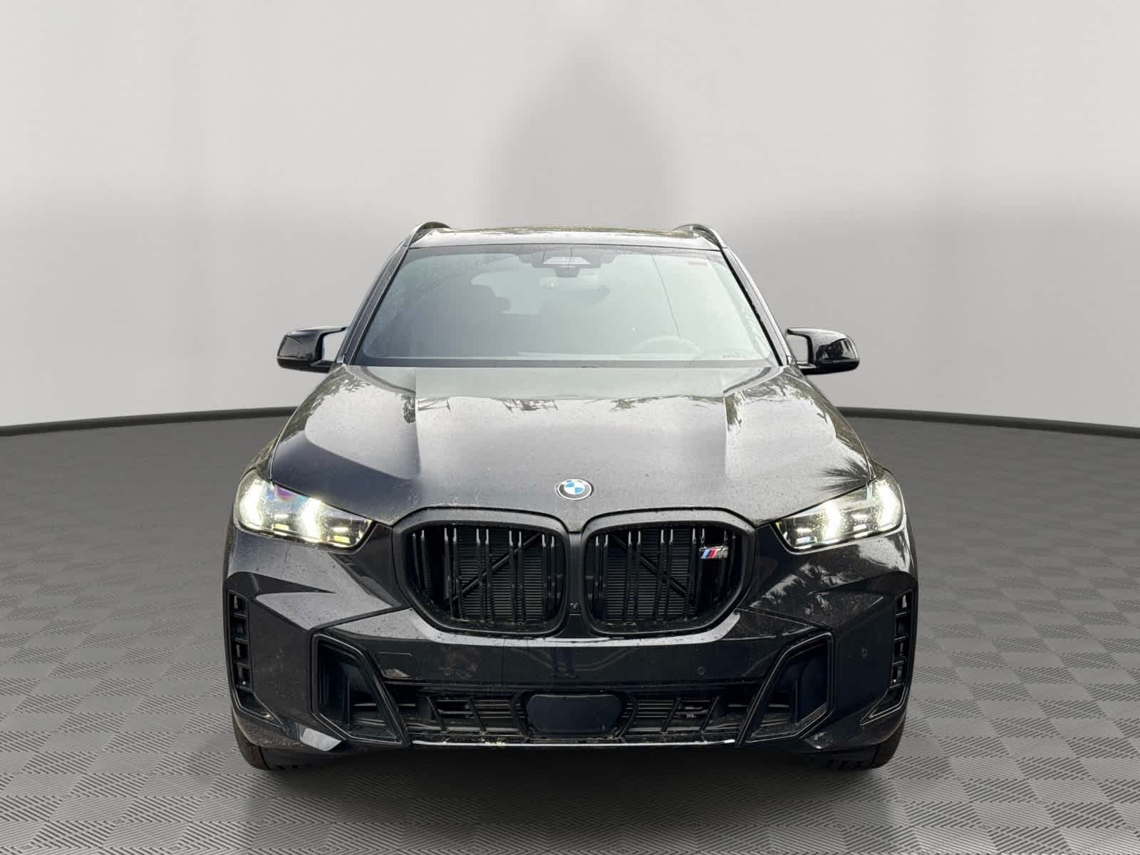 2026 BMW X5 M60i M60i