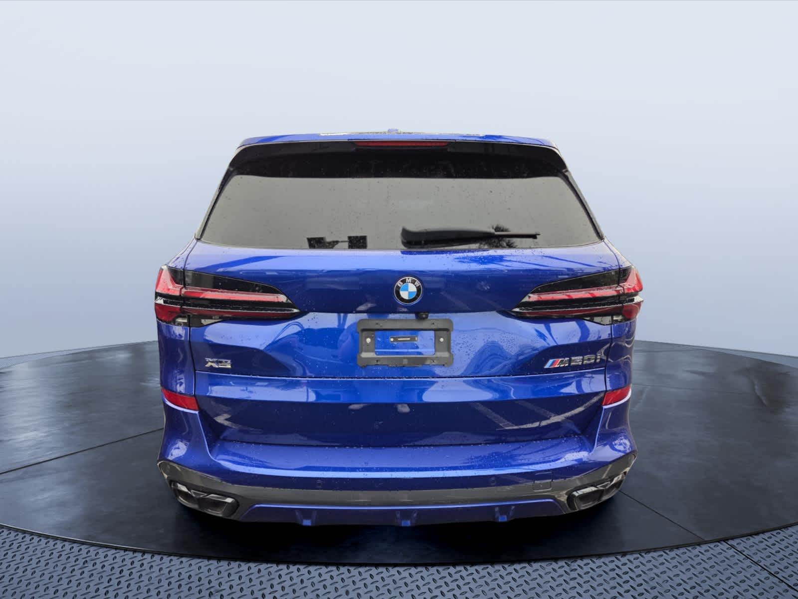 2024 BMW X5 M60i M60i