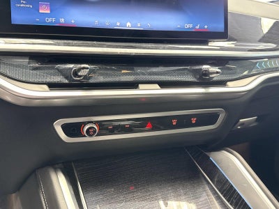 2025 BMW X6 xDrive40i