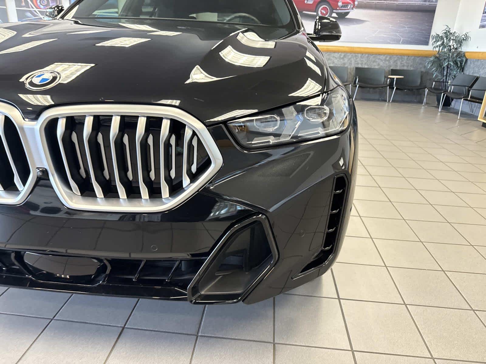 2025 BMW X6 xDrive40i