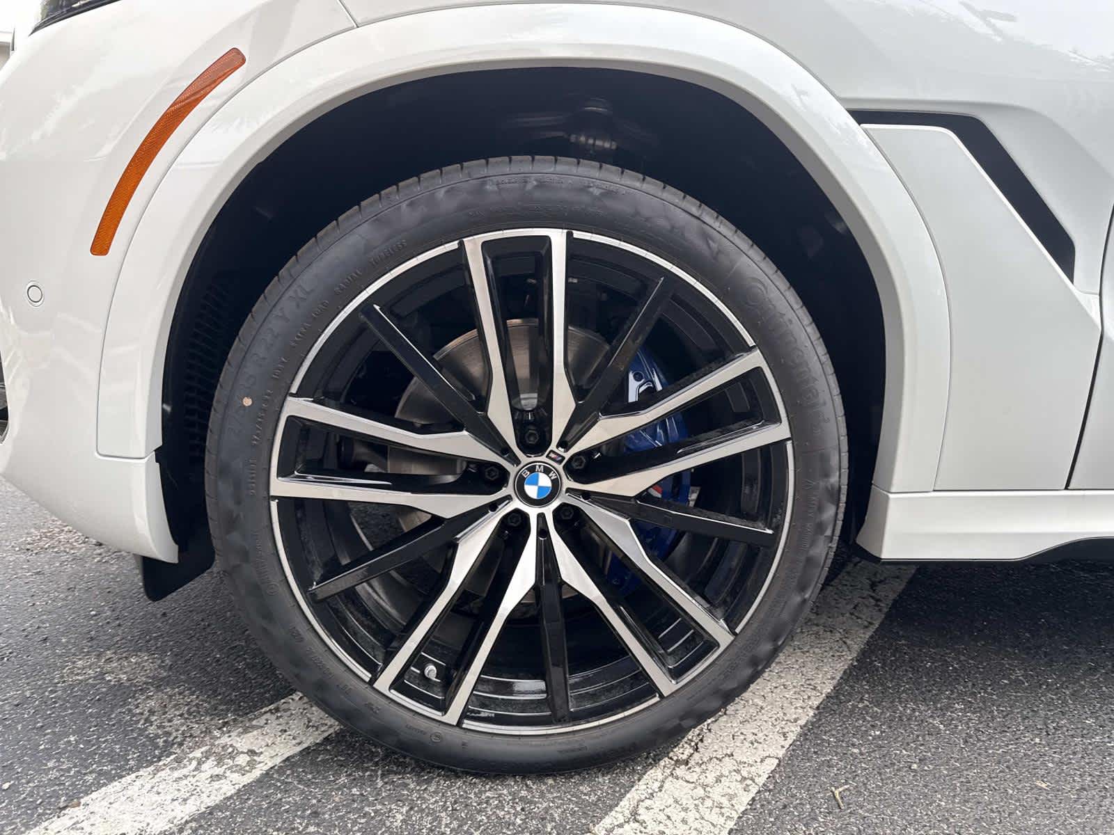 2026 BMW X6 xDrive40i xDrive40i