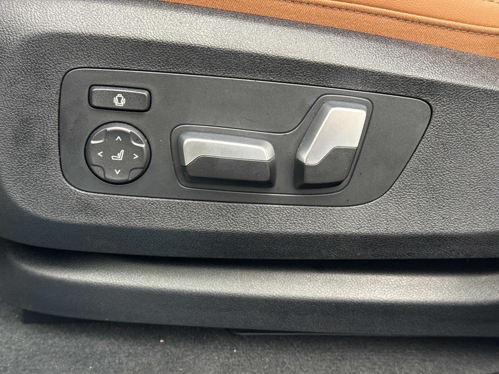 2026 BMW X6 xDrive40i xDrive40i