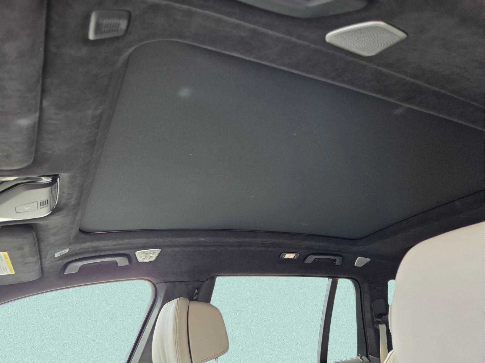 2026 BMW ALPINA XB7 ALPINA XB7