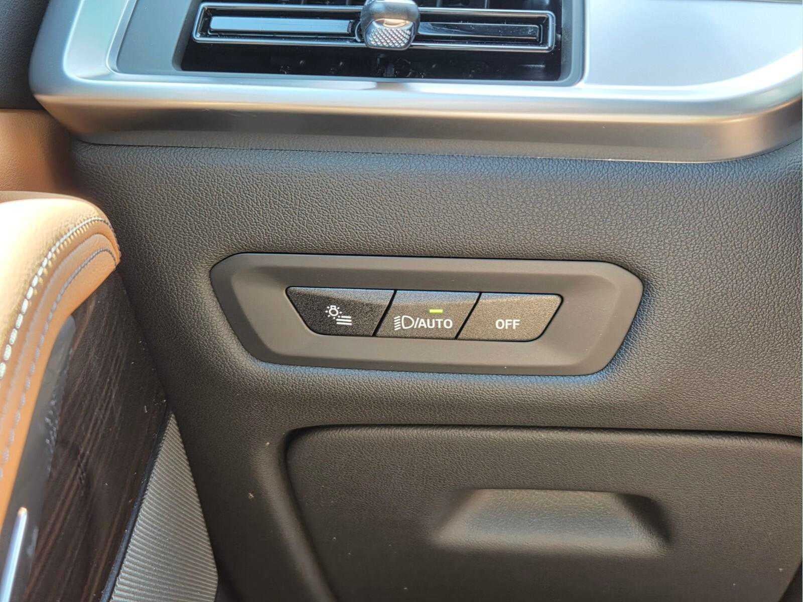 2026 BMW X5 xDrive50e xDrive50e