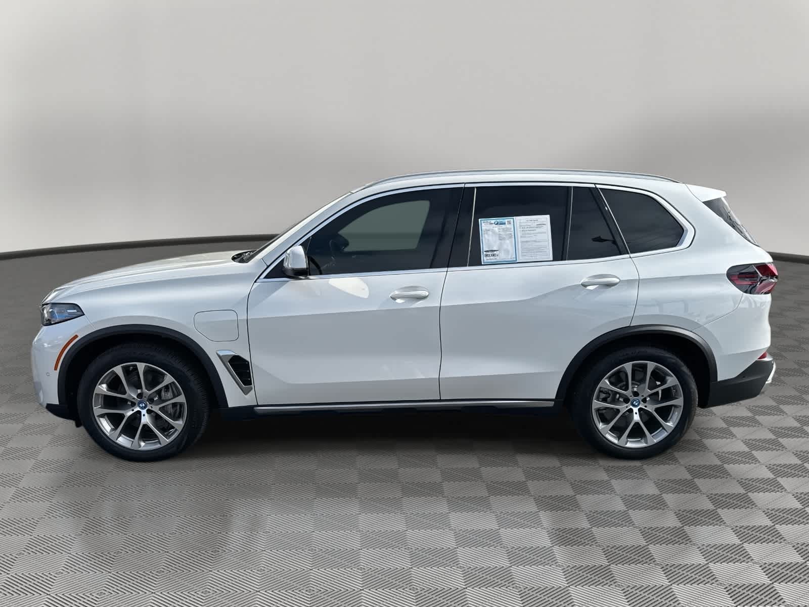 2025 BMW X5 xDrive50e