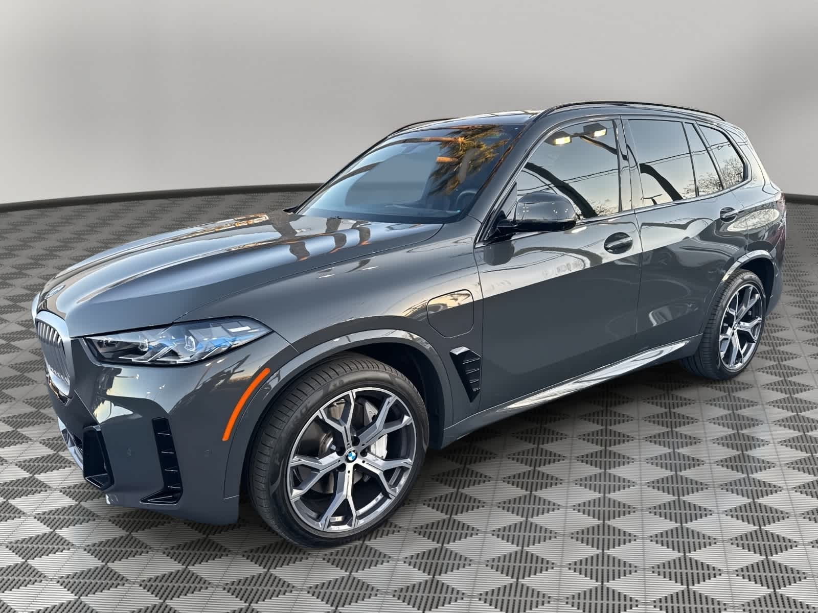 2026 BMW X5 xDrive50e xDrive50e