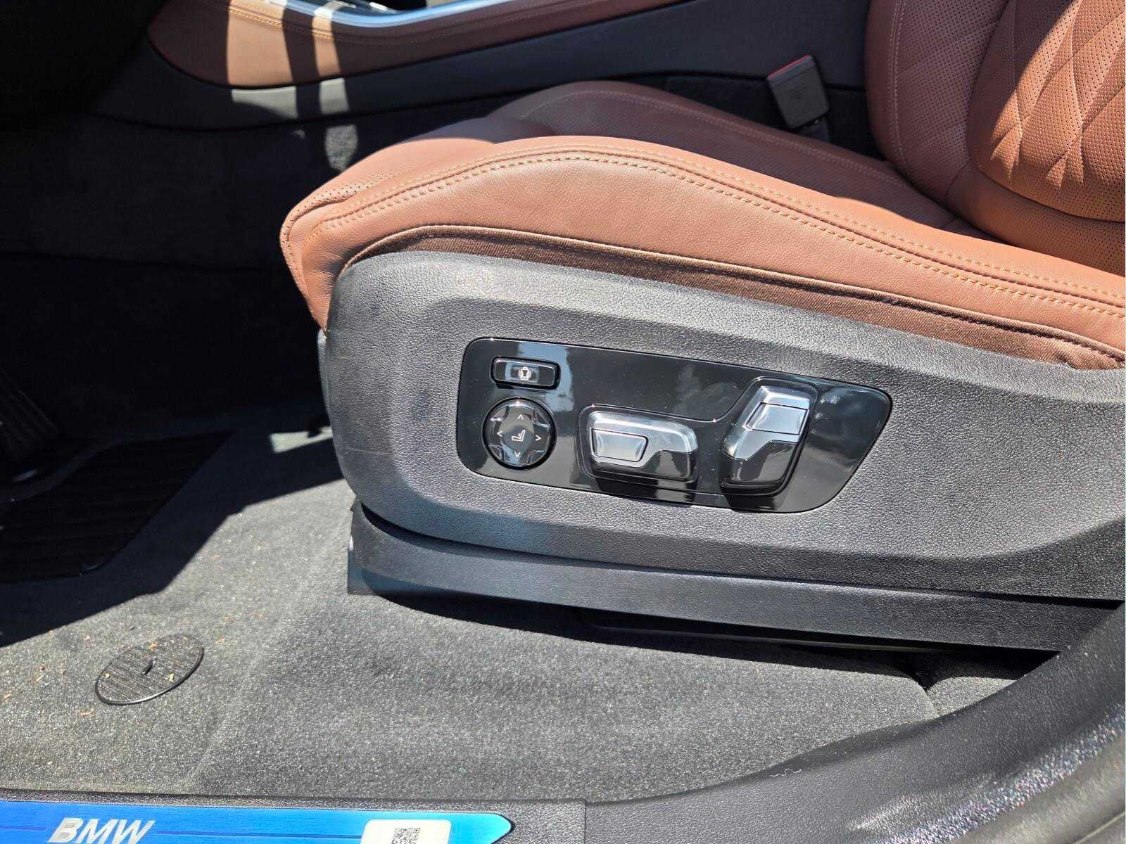 2026 BMW X5 xDrive50e xDrive50e